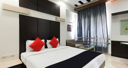 Capital O 62303 Hotel Apna Palace