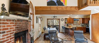 Cozy Creekfront House with Sauna