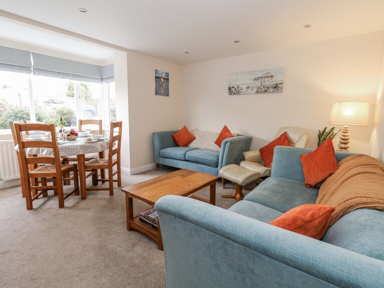 Mayflower, Family Friendly, Character Holiday Cottage In Swanage - Corfe Castle