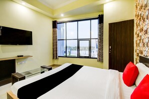 In-room safe - Capital O 64337 Madhuvan Pool And Resort (Nokha)