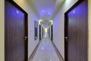 Lobby - Capital O 64337 Madhuvan Pool And Resort (Nokha)