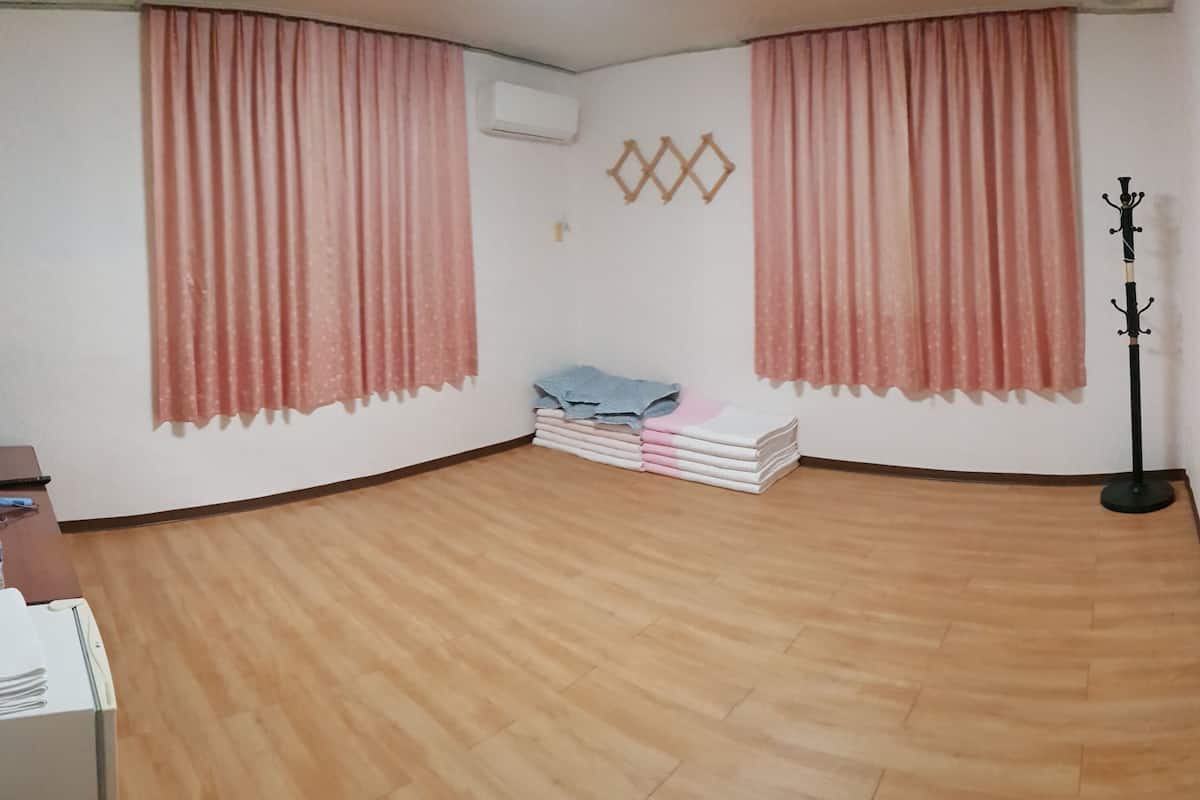 deluxe ondol room | free wifi