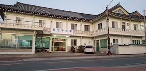 Exterior - Gyeongju Dongsung Youthtel (Gyeongju)