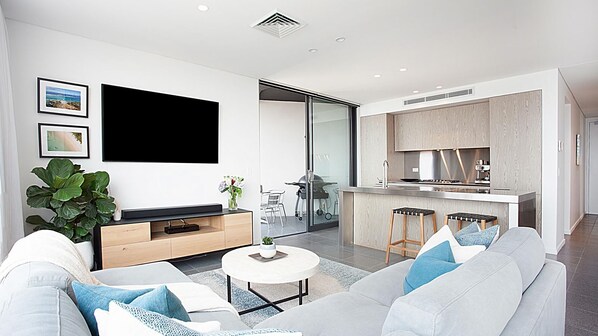 Smart-tv och en stereo