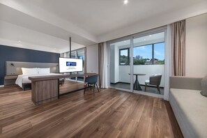 Suite, Multiple Beds (Additional Living Area) | Soundproofing