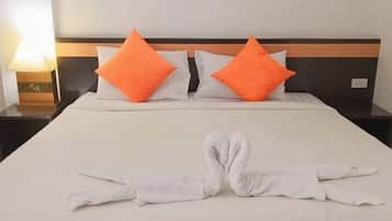 Standard Double Room | Desk, free WiFi, bed sheets