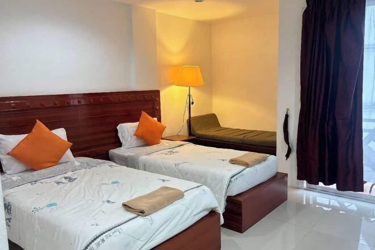 Desk, free WiFi, bed sheets