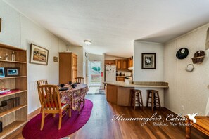 Dining - Redman! A single level, cozy cabin on a hill with a direct view of the Ruidoso Downs Racetrack! (Ruidoso Downs)