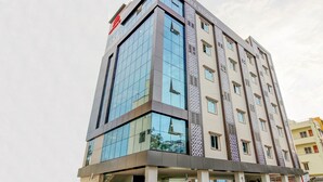 Exterior - Capital O 49632 Mkr Regency (Tadepalle)