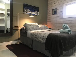 5 slaapkamers, een bureau, reisbedje, gratis wifi