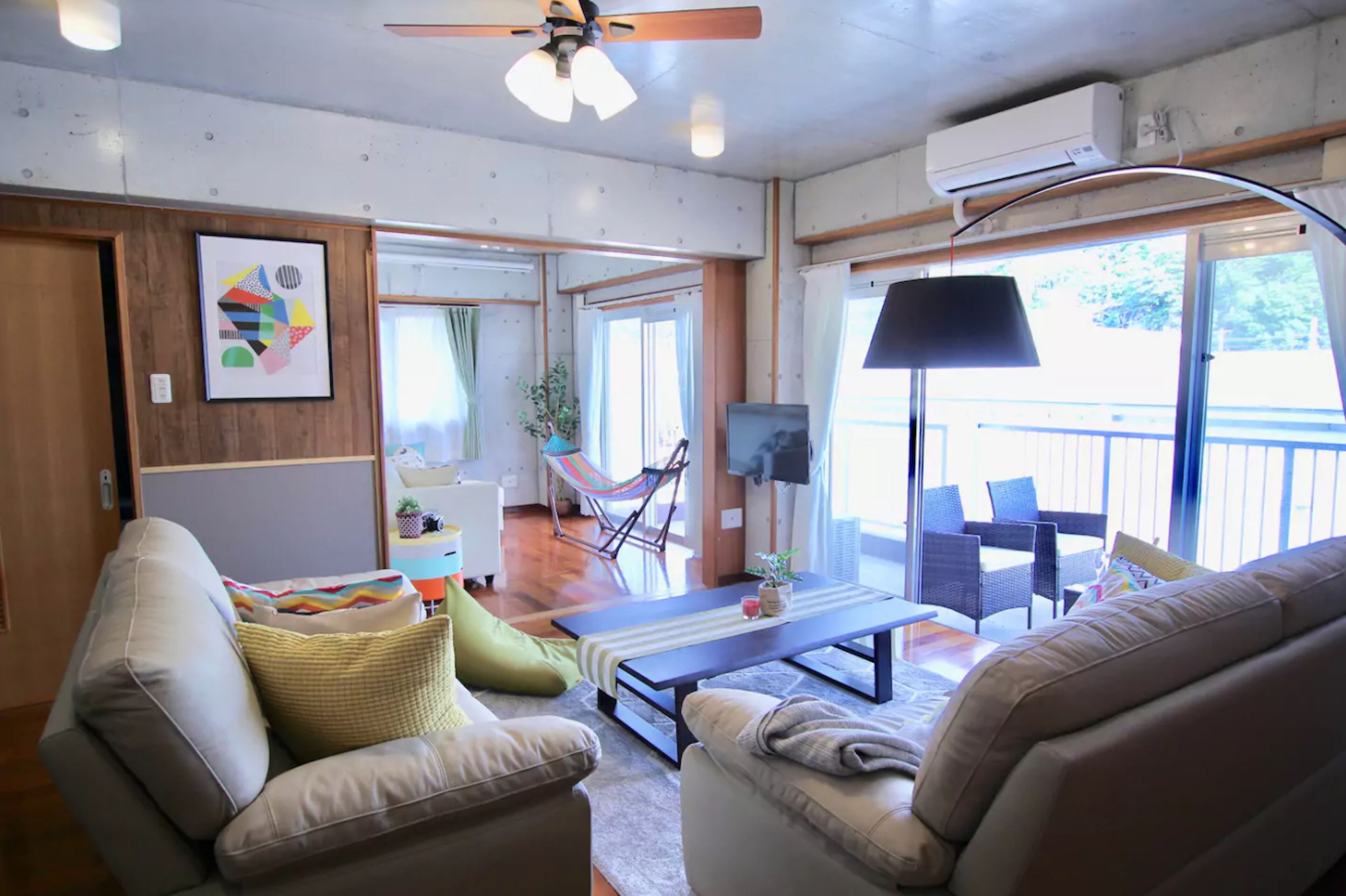 Nhà (Private Vacation Home) | Phòng khách | TV màn hình phẳng 