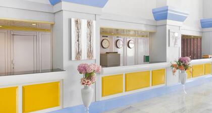 Townhouse 810 Royal Palms Hotel - Daisy Collection