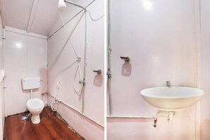 Standardværelse | Badeværelse | Bruser, håndklæder