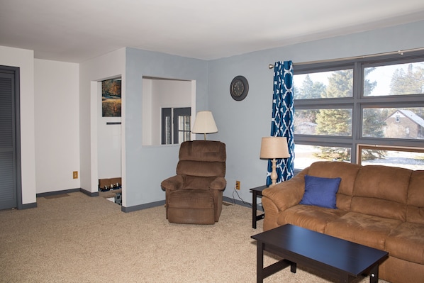 Téléviseur connecté, jeux vidéo, lecteur de DVD