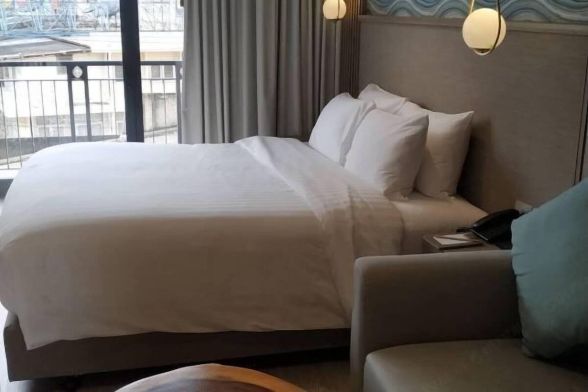 In-room safe, desk, blackout curtains, iron/ironing board (on request)