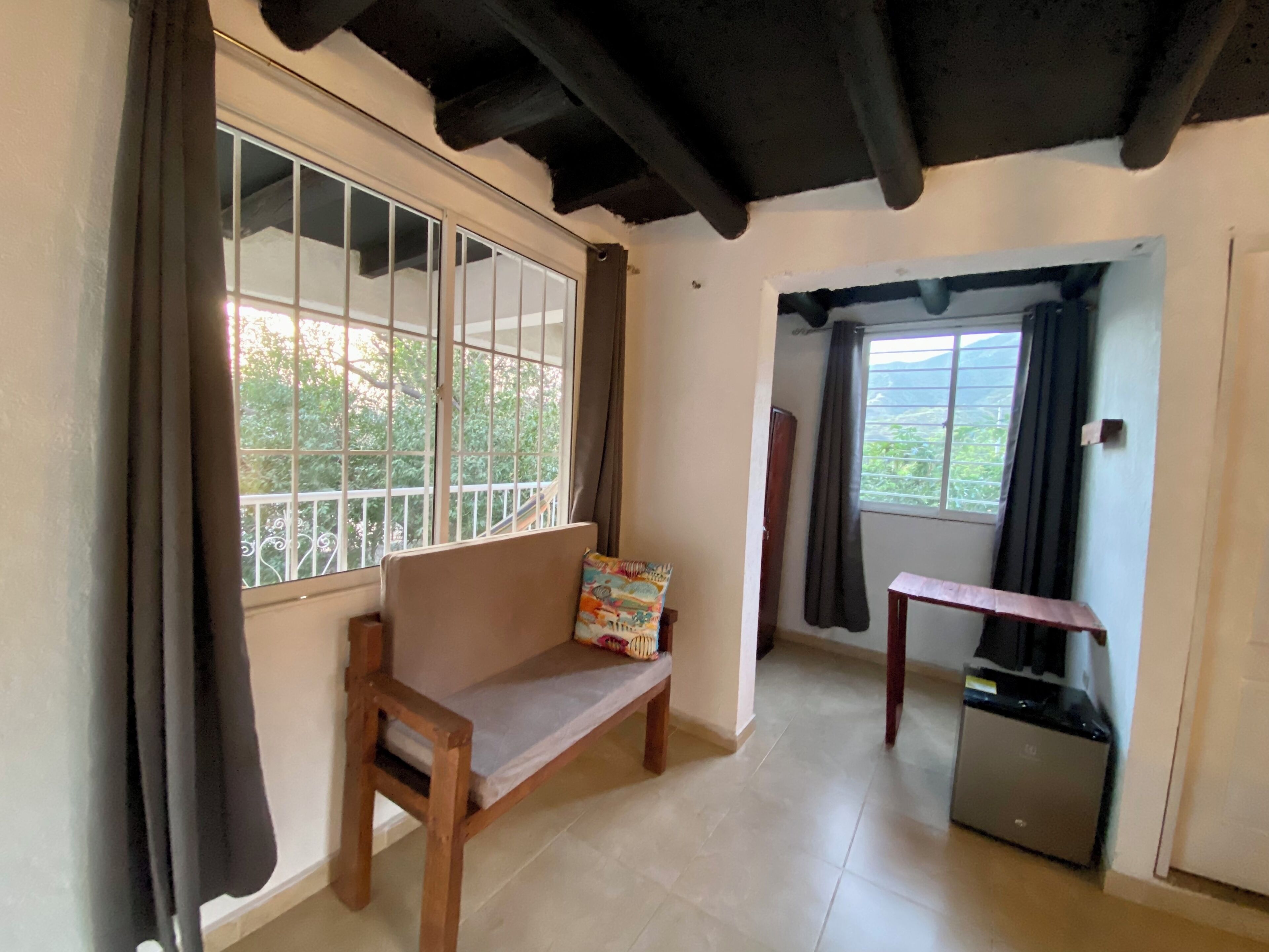 Quarto superior, 1 cama King | Roupas de cama premium, frigobar, individualmente mobiliados