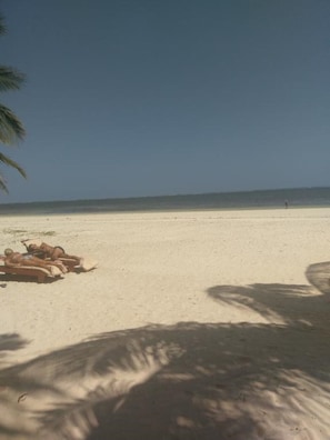 Beach nearby, beach towels
