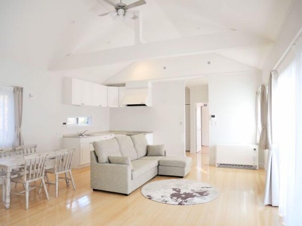 Living room - Polar Resort Nishikaruizawa 2 (Karuizawa)