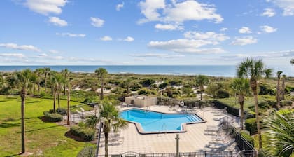 Oceanfront | Pool View | Gorgeously Furnished 3rd Floor Amelia Surf and Racquet Condo