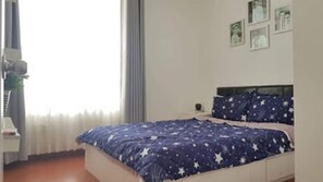 1 bedroom, WiFi - Bee.Bee Homestay (Deluxe DOUBLE BALCONY Giường Đôi với Ban công (quân 10)