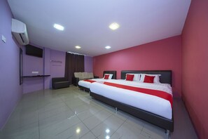 Superior Suite | Free WiFi - OYO 89650 Inn Hotel (Teluk Intan)