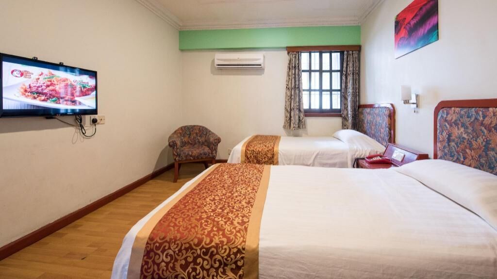 Bureau, accès au Wi-Fi (inclus), literie fournie