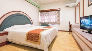 Desk, free WiFi, bed sheets