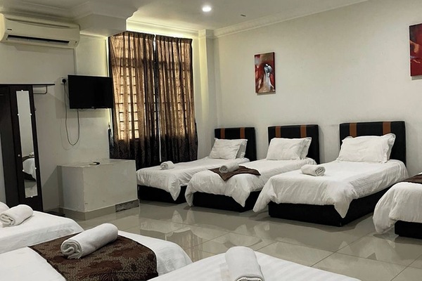 Escritorio y sistema de insonorización