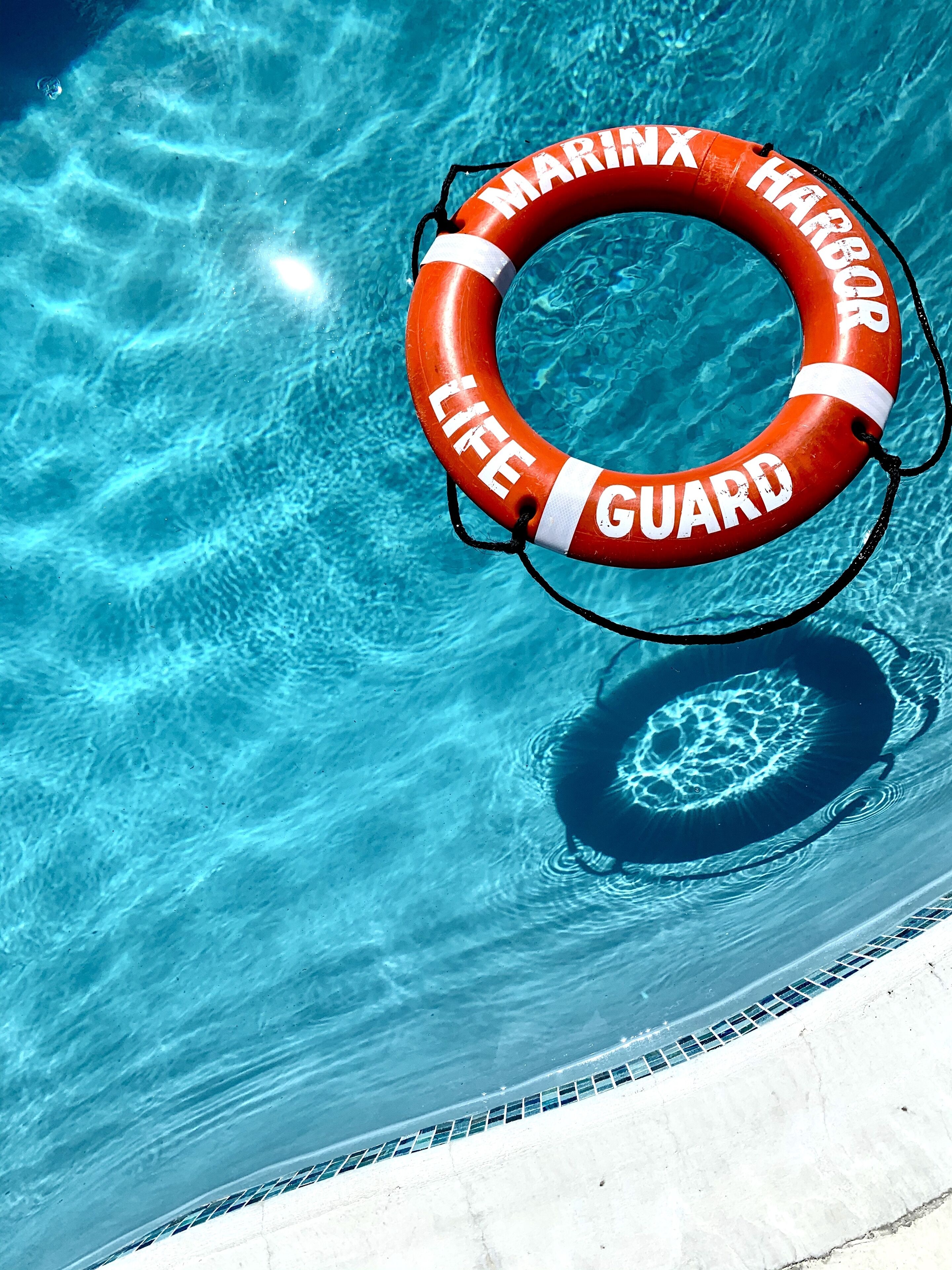 Piscine extérieure (ouverte en saison)