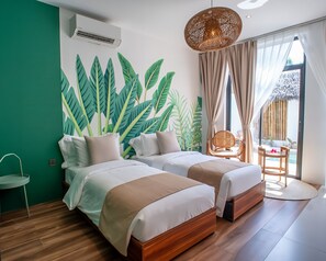 Villa | Minibar, in-room safe, individually decorated, blackout drapes