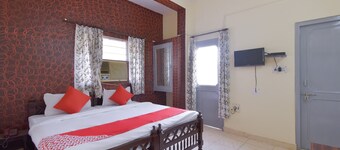 OYO 38164 Hotel Aditya
