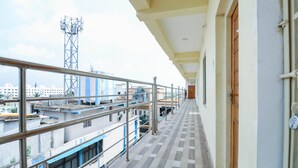 Unclassified image, 3 of 23, button - Capital O 46993 Hotel Suryansh (Bhubaneshwar)