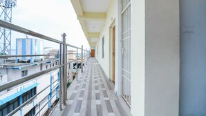 Unclassified image, 4 of 23, button - Capital O 46993 Hotel Suryansh (Bhubaneshwar)