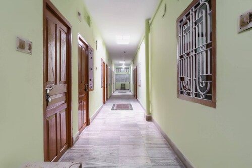 Spot ON 61859 Hotel Anand