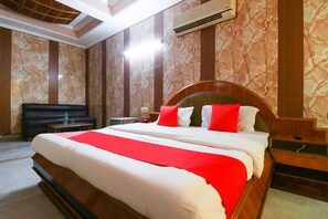 Room - OYO 61070 Hotel Krishna (Baddi)