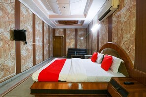 Room - OYO 61070 Hotel Krishna (Baddi)