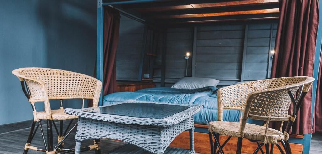 Deluxe Family room with Shared bathroom | Free WiFi