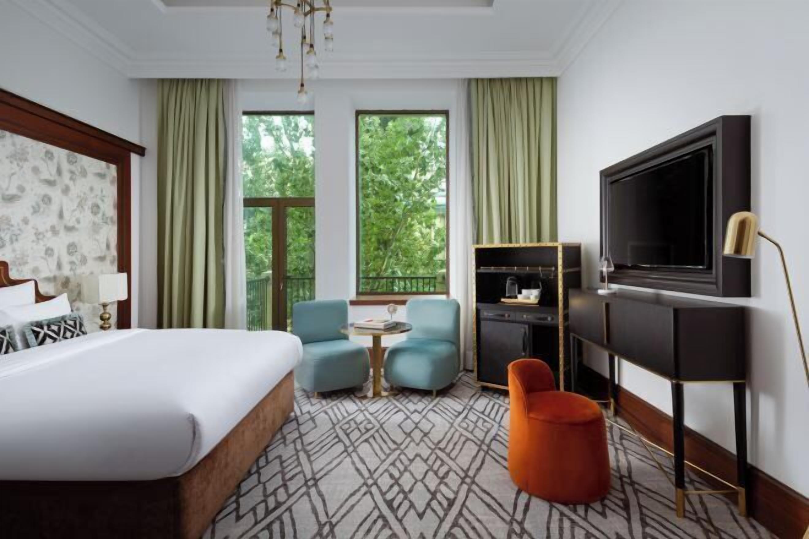 Ropa de cama hipoalergénica y minibar 