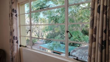 Chalet, 2 chambres (Self Catering 6 Sleeper) | Terrasse/Patio