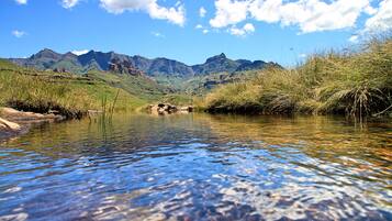 Chalé básico | 1 quarto, cofres nos quartos, escrivaninha, roupa de cama