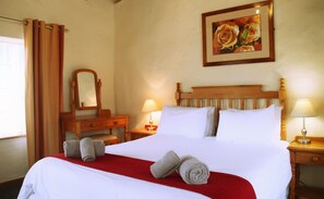 Standard Cottage | Iron/ironing board, free cribs/infant beds, free WiFi, bed sheets