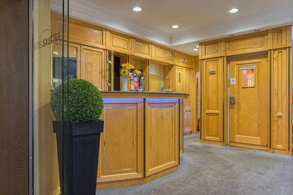 Reception - Sautter Hotel Stuttgart City (Stuttgart)