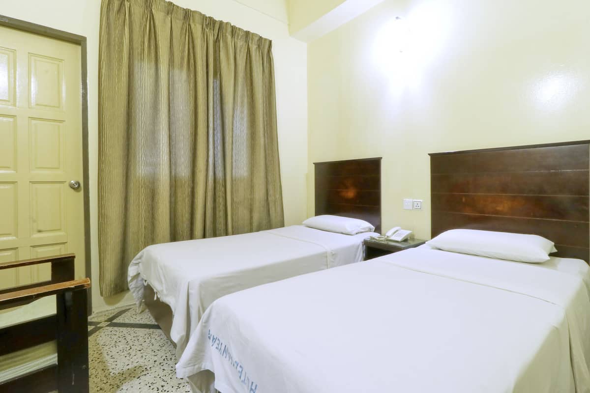 Desk, blackout curtains, iron/ironing board, free WiFi