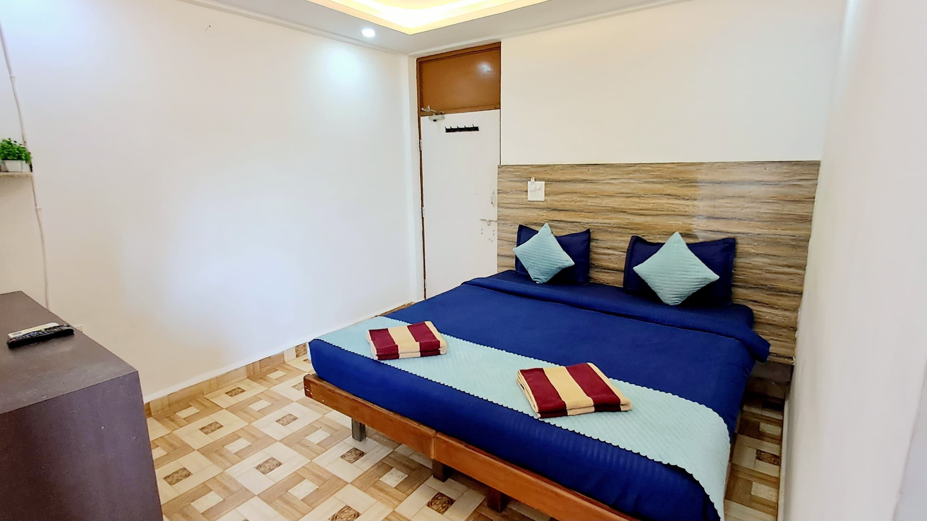 Habitación Confort | 1 habitación y ropa de cama 