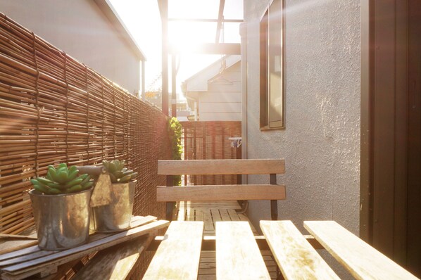 Private Vacation Home | Balcony - Villa Traditional Designer House Shin Itabashi (Tokyo)