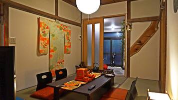 Private Vacation Home | Living room | 19-inch flat-screen TV with cable channels, TV