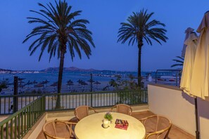 Outdoor dining - DANIELA. Fabulous location overlooking the beach! (Puerto Pollensa)