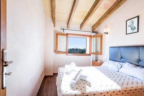 4 slaapkamers, een kluis op de kamer, gratis wifi, beddengoed