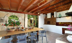 Servei de restauració a l'aire lliure