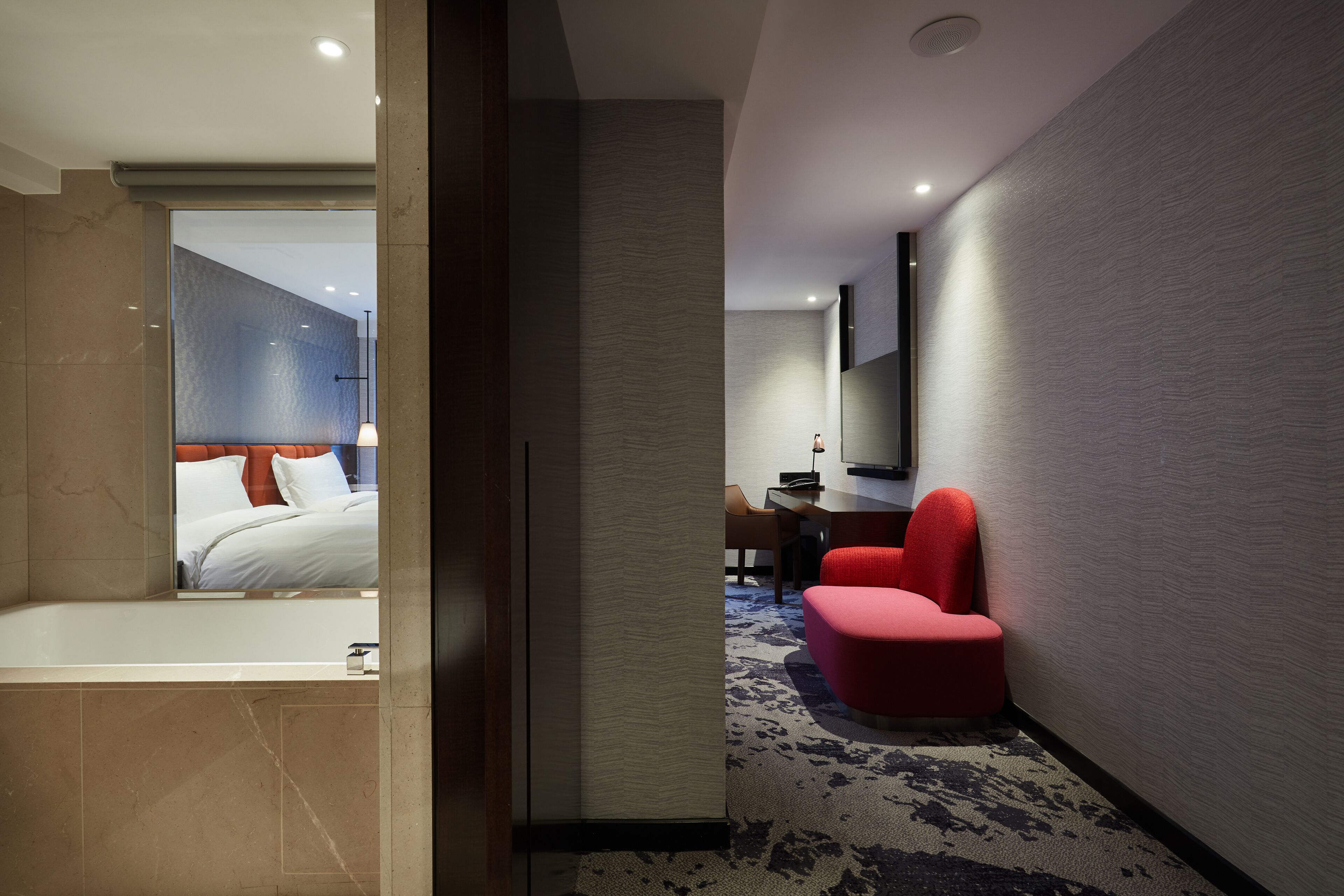 superior twin room, city view | down duvets, minibar, in-room safe, desk